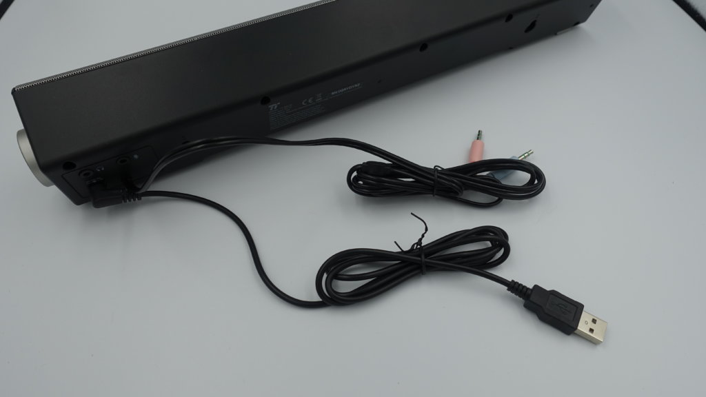 TaoTronics　USBサウンドバー TT-SK018　配線周り