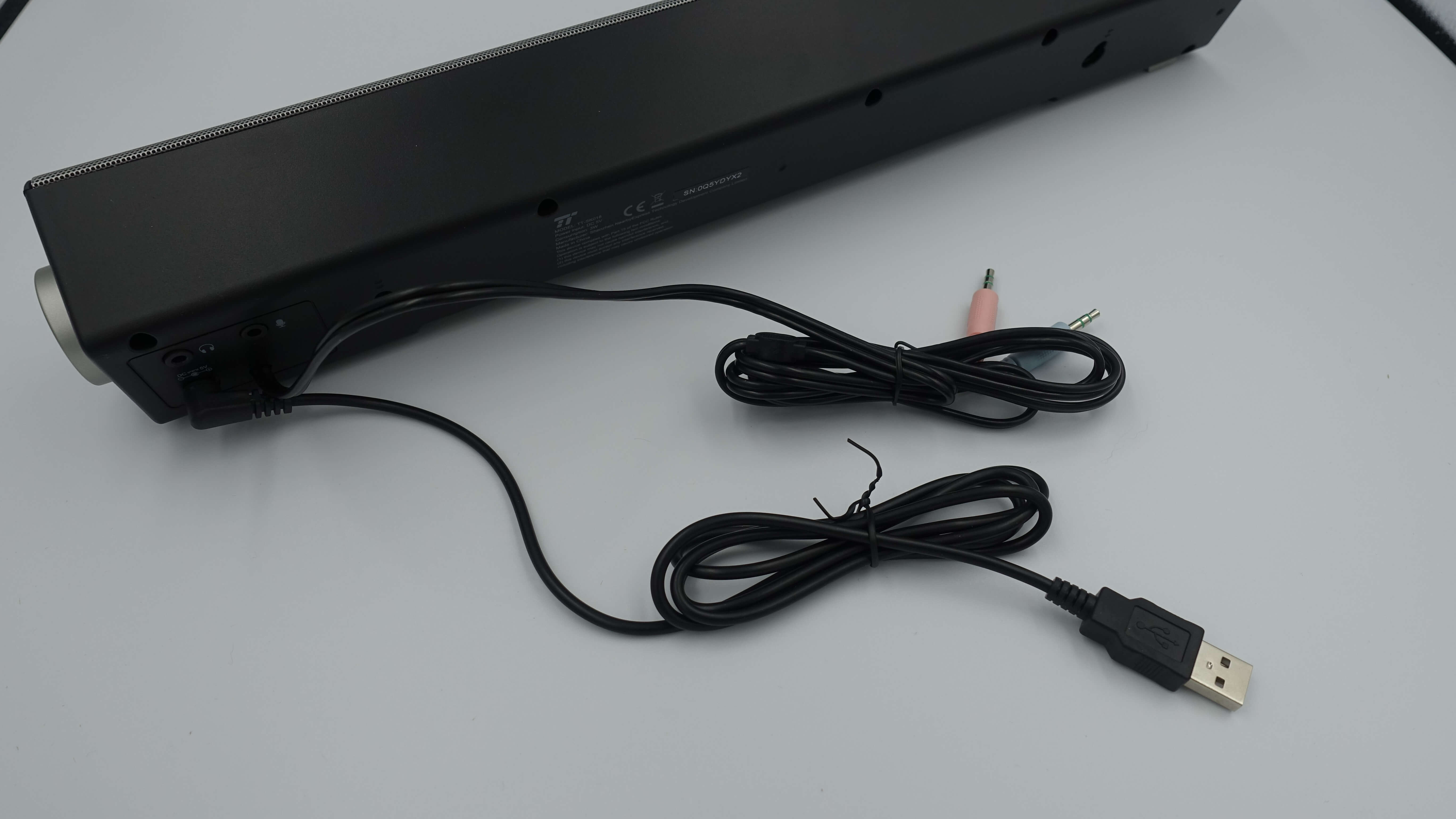 価格もサイズも丁度いい！TaoTronicsのPCスピーカー「USB サウンドバー TT-SK018」をレビュー | natuyuki.com
